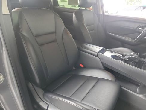 Used 2023 Nissan Rogue SV w/ SV Premium B Package FWD image 24