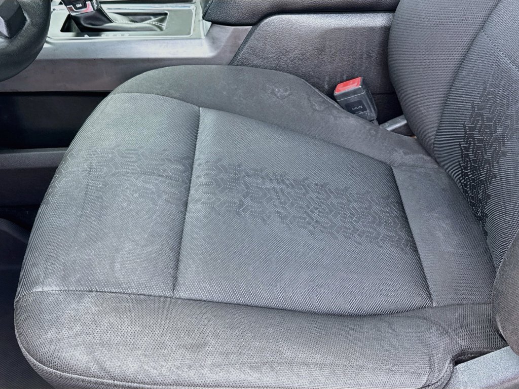 Used 2019 Ford F150 XLT w/ Equipment Group 302A Luxury AWD/4WD image 19