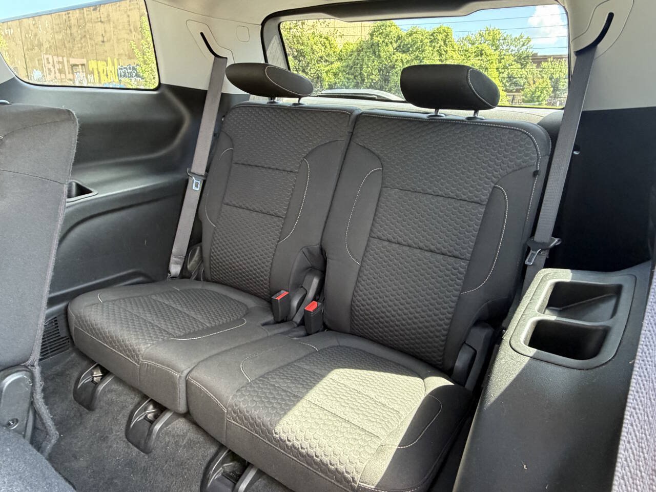 Used 2018 GMC Acadia SLE FWD image 16