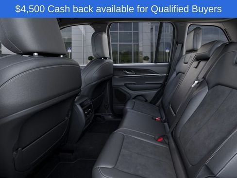 New 2026 Jeep Grand Cherokee Altitude AWD/4WD image 24