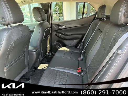 Used 2022 Buick Encore GX Essence w/ Experience Buick Package AWD/4WD image 19