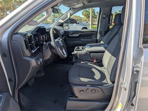 Used 2024 GMC Sierra 1500 Elevation image 11