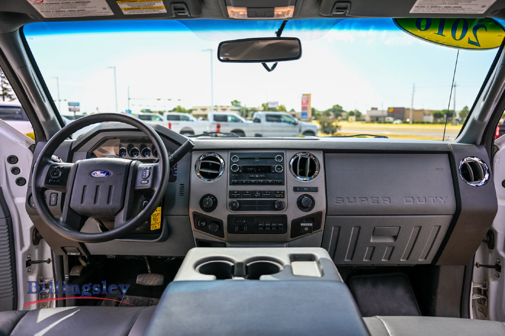 Used 2016 Ford F250 XLT w/ XLT Premium Package AWD/4WD image 13