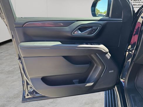 Used 2023 GMC Yukon AT4 w/ AT4 Premium Package image 26