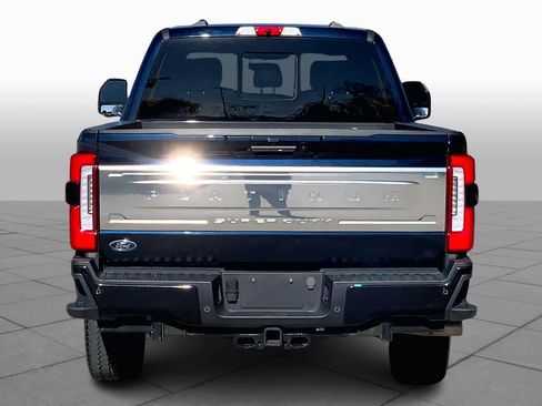 Used 2023 Ford F350 Platinum image 5