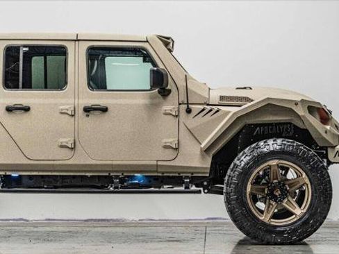 Used 2023 Jeep Gladiator Sport image 25