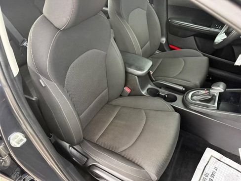 Used 2020 Kia Forte Sedan FWD image 11