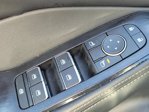 Used 2024 Nissan Rogue SL w/ SL Premium Package AWD/4WD image 35