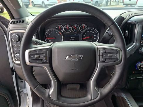 Used 2022 Chevrolet Silverado 1500 RST w/ Z71 Off-Road Package image 15