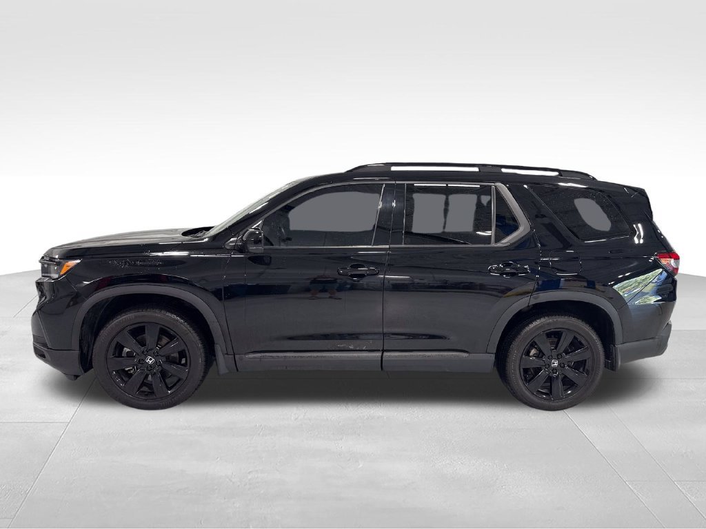 Used 2025 Honda Pilot Black Edition image 50