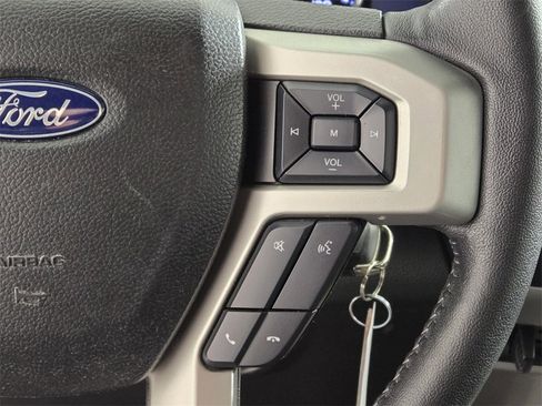 Used 2019 Ford F250 Lariat image 27