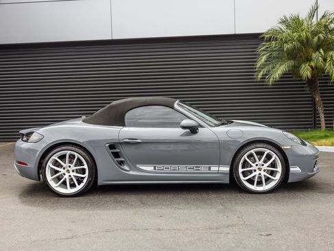 Certified 2024 Porsche 718 Boxster RWD image 10