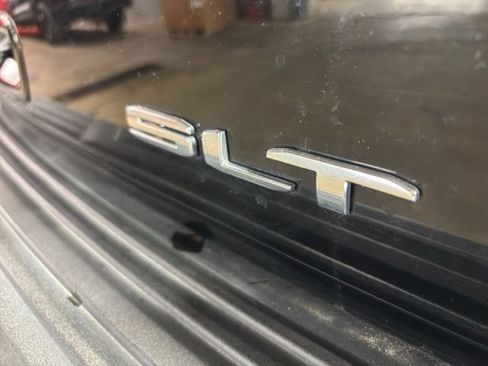Used 2023 GMC Yukon SLT w/ SLT Luxury Package AWD/4WD image 33