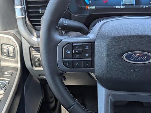 Certified 2025 Ford F250 Lariat w/ Lariat Ultimate Package AWD/4WD image 20