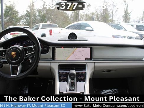 Used 2018 Porsche Panamera 4S image 25