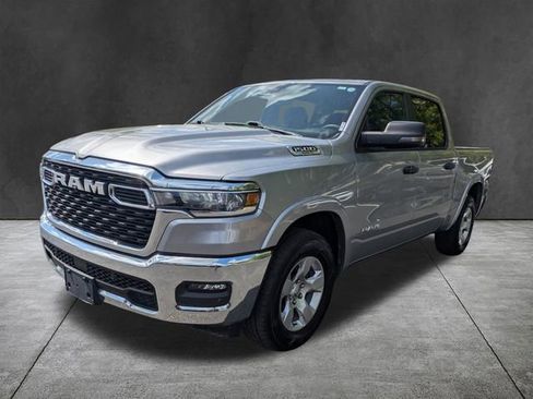 Used 2025 RAM 1500 Big Horn AWD/4WD image 8