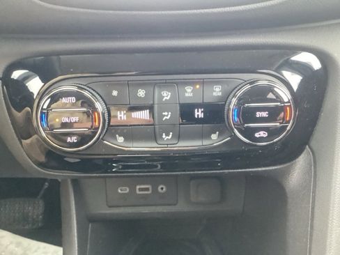 Certified 2023 Buick Encore GX Select image 34