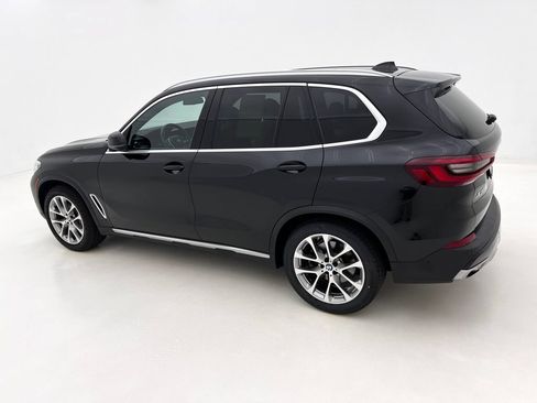 Used 2023 BMW X5 xDrive40i w/ Premium Package AWD/4WD image 10