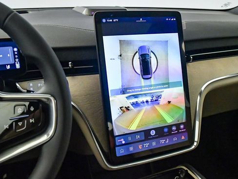 New 2026 Volvo EX90 Plus image 23