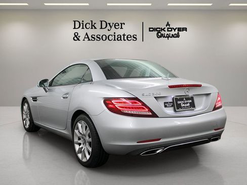 Used 2019 Mercedes-Benz SLC 300 image 5