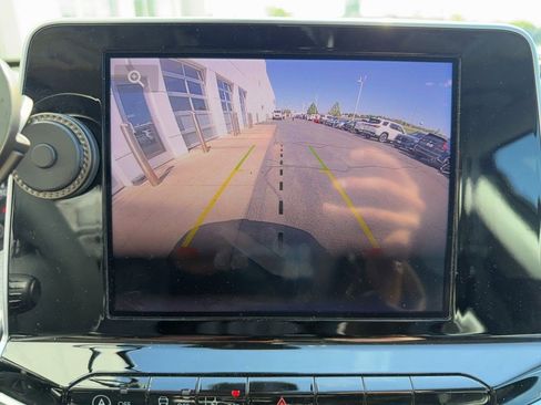 Used 2022 Jeep Compass Latitude FWD image 14