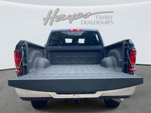 Used 2026 RAM 2500 Big Horn AWD/4WD image 7