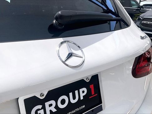 Used 2022 Mercedes-Benz GLC 300 4MATIC image 10