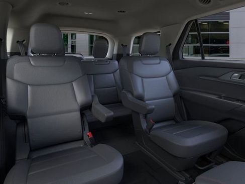 Used 2026 Ford Explorer Active w/ Active Comfort Package image 11