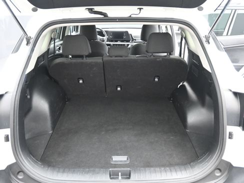 Used 2023 Kia Sportage LX image 14