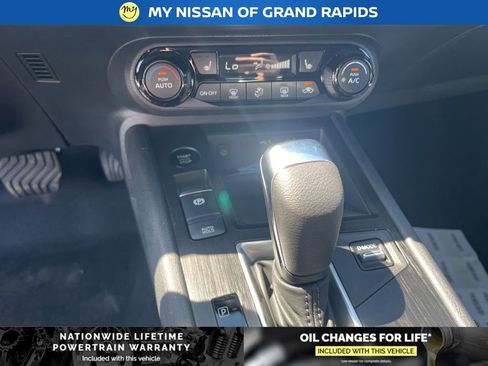 New 2026 Nissan Kicks SV w/ Cold Weather Package AWD/4WD image 19