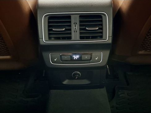 Used 2018 Audi Q5 2.0T Premium Plus w/ Premium Plus Package AWD/4WD image 27