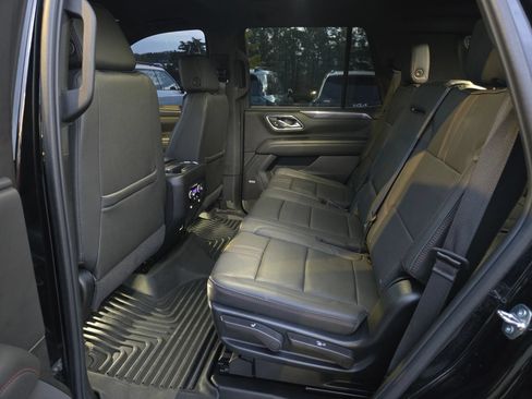 Used 2024 Chevrolet Tahoe RST AWD/4WD image 36