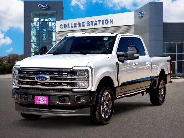 Used 2024 Ford F350 King Ranch AWD/4WD image 2