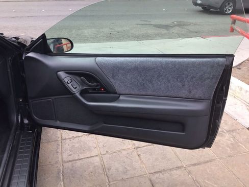 Used 1996 Chevrolet Camaro Z28 image 29