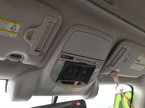 Used 2021 Subaru Forester Limited image 21