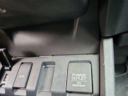 Used 2016 Honda HR-V LX image 27