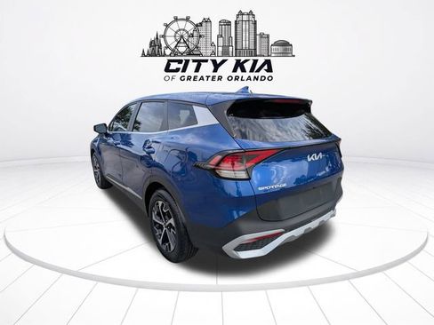 Certified 2025 Kia Sportage EX FWD image 4