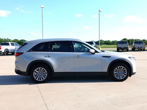 Used 2024 MAZDA CX-90 3.3 Turbo w/ Preferred Plus AWD/4WD image 9