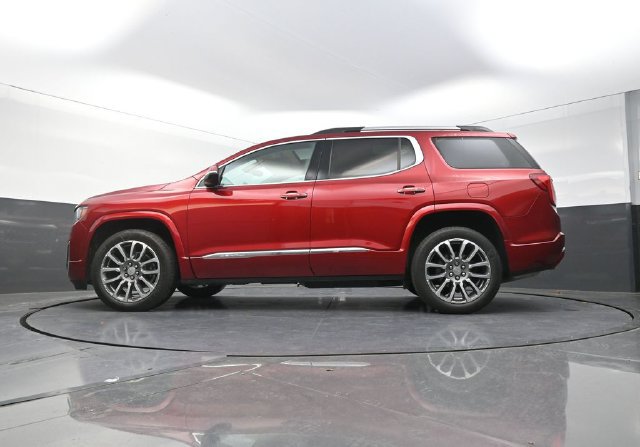 Used 2021 GMC Acadia Denali w/ Denali Ultimate Package AWD/4WD image 34