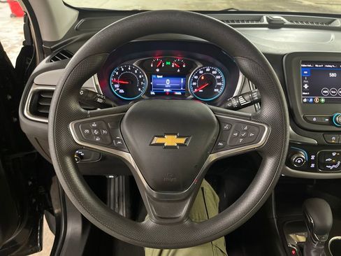 Certified 2022 Chevrolet Equinox LS w/ LS Convenience Package image 15