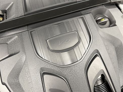 Certified 2023 Porsche Panamera 4 Platinum Edition AWD/4WD image 67