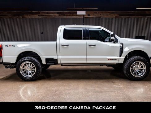 Used 2024 Ford F250 King Ranch w/ Chrome Package image 10
