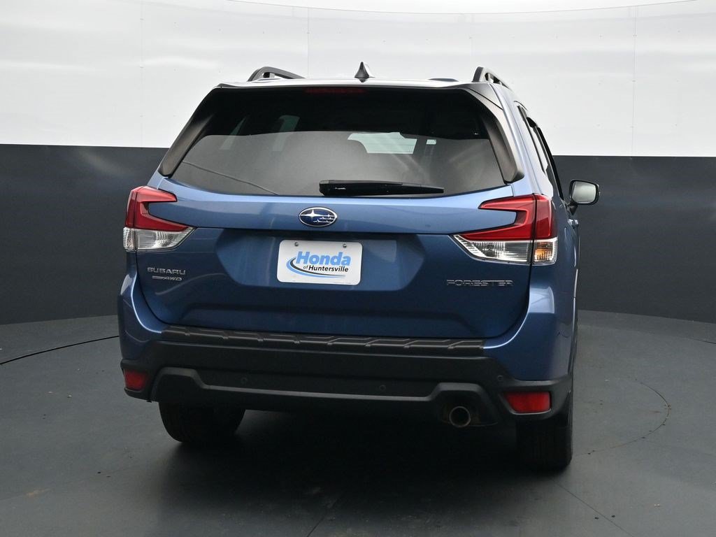 Used 2024 Subaru Forester Limited AWD/4WD image 6