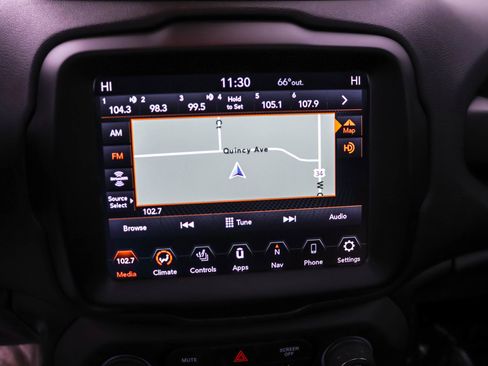 Used 2022 Jeep Renegade Trailhawk w/ Sun/Sound Group image 9