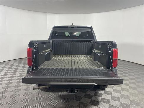 New 2026 Toyota Tacoma SR5 AWD/4WD image 22