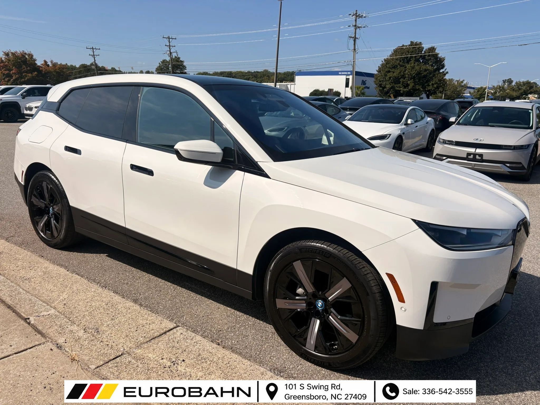 Used 2024 BMW iX xDrive50 AWD/4WD image 33
