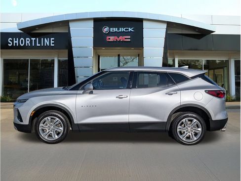Used 2022 Chevrolet Blazer LT AWD/4WD image 6