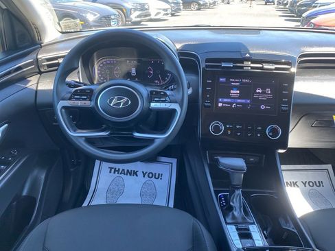 Certified 2023 Hyundai Tucson SEL AWD/4WD image 10