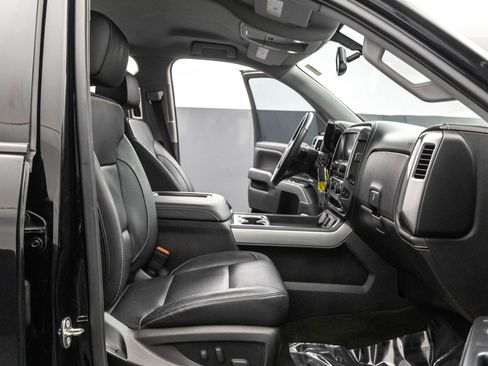 Used 2018 Chevrolet Silverado 1500 LTZ Z71 w/ LTZ Plus Package image 43