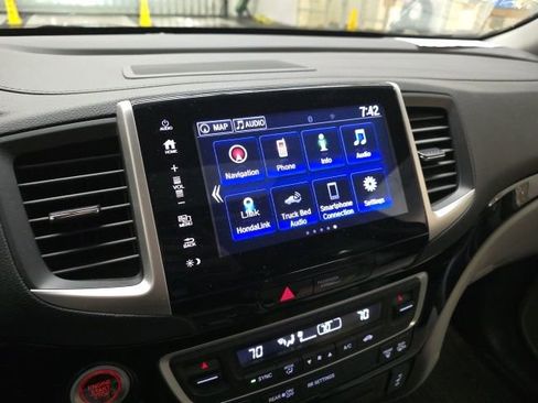 Used 2017 Honda Ridgeline RTL-E image 21